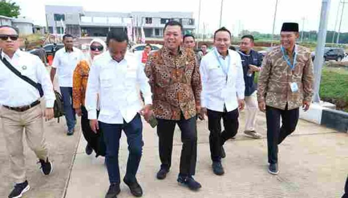 Menteri Nusron Dampingi Presiden Prabowo Resmikan Kawasan Ekonomi Khusus Industropolis Batang
