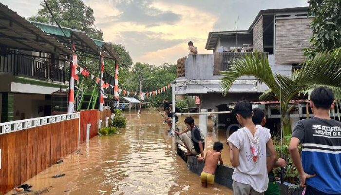 117 RT di Jakarta Masih Terendam Banjir Malam Ini, Berikut Wilayahnya!