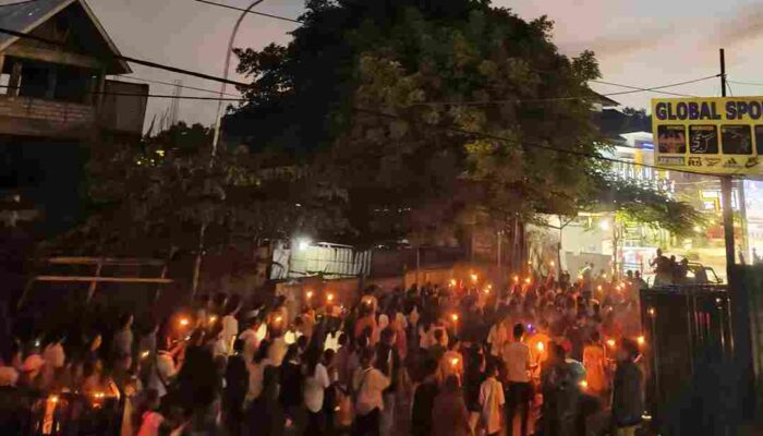 Ribuan Jemaat Gereja Maranatha Oebufu Kupang Melaksanakan Pawai Kemenangan Paskah