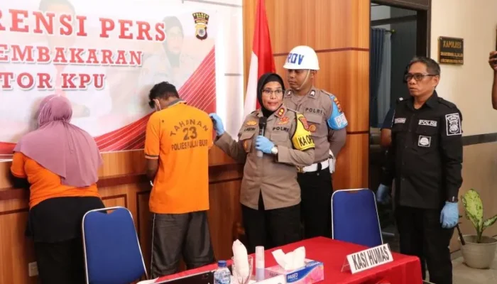 Dalang Pembakaran Kantor KPU Buru Ditangkap, Diduga Terlibat Penggelapan Dana Pilkada