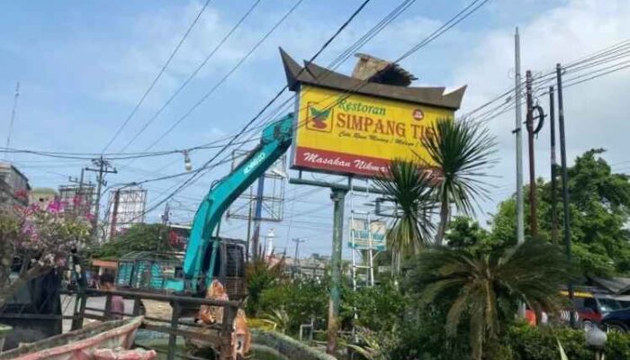Pengadilan Negeri Sei Rampah Eksekusi Restoran Simpang Tiga Perbaungan
