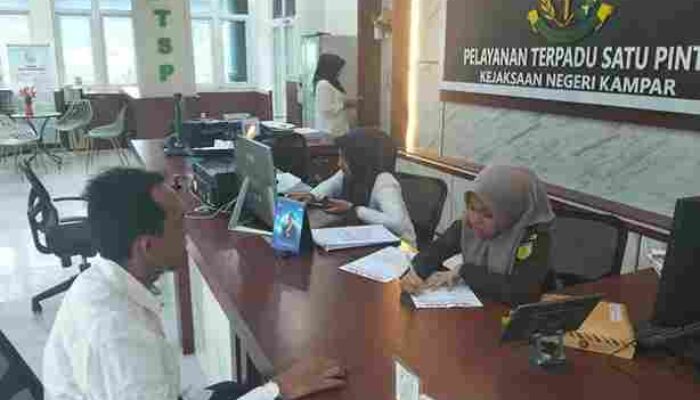 Kejari Bangkinang Diduga Lesu Usut Korupsi BUM Desa Sumber Makmur, LSM AJAK Layangkan Ultimatum!
