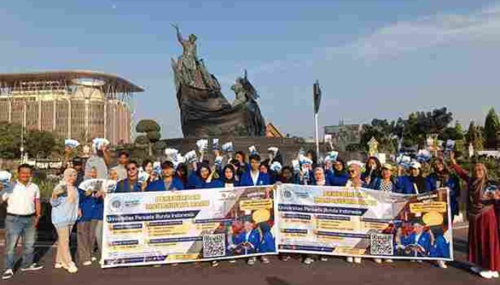 Mahasiswa Universitas Persada Bunda Indonesia (UPBI) Gelar Promosi Kampus di Area Car Free Day Pekanbaru
