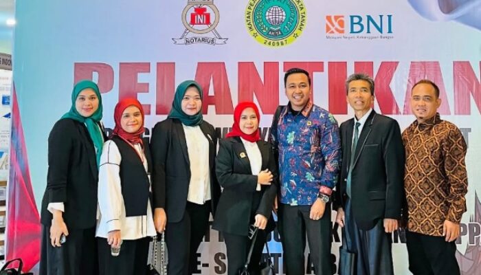 Kepala Kantor Pertanahan Agam Hadiri Pelantikan Pengurus Daerah IPPAT Agam