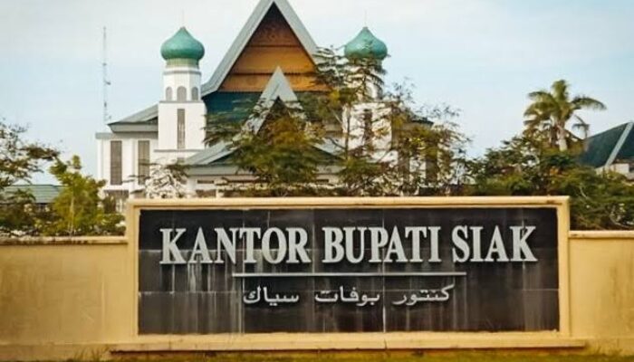 Siak Hebat, 1 Tahun Jarang Masuk Kerja, Lulusan STPDN Ini Tidak Ada Tindakan Tegas Dari Bupati