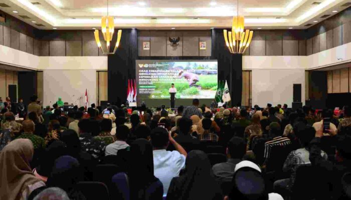 Sampaikan Orasi Kebangsaan di Rakor Regional KAHMI, Menteri Nusron: Penting untuk Mengambil Keputusan secara Adil
