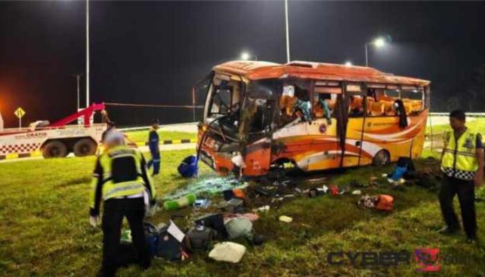 Bus Rombongan Atlet Karate Sumut Kecelakaan di Tol Padang-Sicincin, Dua Meninggal Dunia