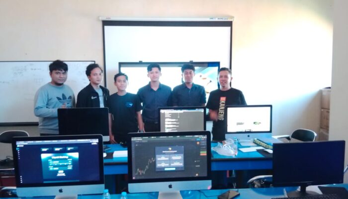 Luncurkan Program Digital Community Innovators, STIKOSA-AWS Cetak Inovator Sosial-Digital Muda