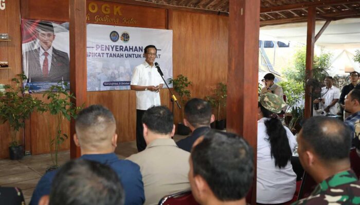 Sri Sultan Hamengkubuwono X Apresiasi Penyerahan Sertipikat Tanah untuk Masyarakat Gunungkidul