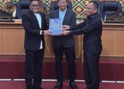 Bupati Pelalawan H. Zukri Hadiri Rapat Paripurna Penyampaian KUA–PPAS APBD 2026