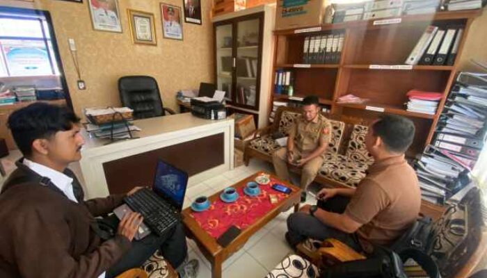 Petugas Ukur Kantor Pertanahan Agam Lakukan Koordinasi dengan Nagari Salo untuk Pelaksanaan Program PTSL