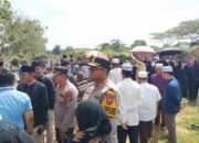 Penghormatan Terakhir Polri: Kapolres Kampar dan Kapolsek Siak Hulu Pimpin Langsung Pengamanan Pemakaman Tokoh Riau Chaidir