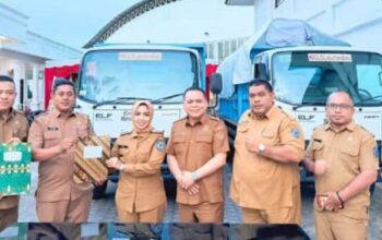 Pemkab Labuhanbatu Serahkan Dua Unit Truk Sampah untuk Perkuat Kebersihan di Rantau Selatan