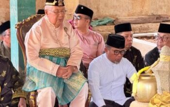 Menjemput Berkah Ramadan, Bupati Zukri Laksanakan Ziarah Makam Sultan Pelalawan di Masjid Hibbah