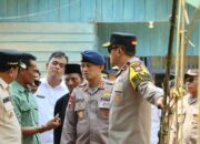Dansat Brimob Dampingi Wakapolda Riau Tinjau Pembangunan Jembatan Merah Putih Presisi di Kuansing