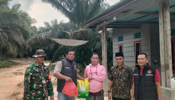 Bhakti Sosial oleh Tim Percepatan Pemulihan Taman Nasional Tesso Nilo (TP2TNTN)