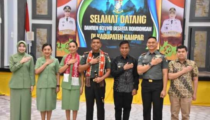 Perkuat Sinergitas, Danrem 031/WB Lakukan Kunjungan Kerja ke Kabupaten Kampar