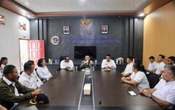 Kunjungi Kantah Kabupaten Humbang Hasundutan, Wamen Ossy Tekankan Pentingnya Akurasi Data Pertanahan