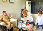 Audiensi dengan PLN: Bupati Pelalawan Kawal Progres Listrik 24 Jam di Pulau Mendol