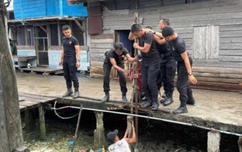 Brimob Polda Riau dan Polres Rohil Gotong Royong di Panipahan, Wujud Nyata Kepedulian Polri