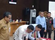 Pemkab dan Kejari Pelalawan Teken MoU Pendampingan Hukum dan Pencegahan Pelanggaran