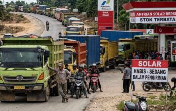 Antrean Solar Mengular di Siak dan Seluruh Riau, Warga: ‘Kapan Ini Berlalu?