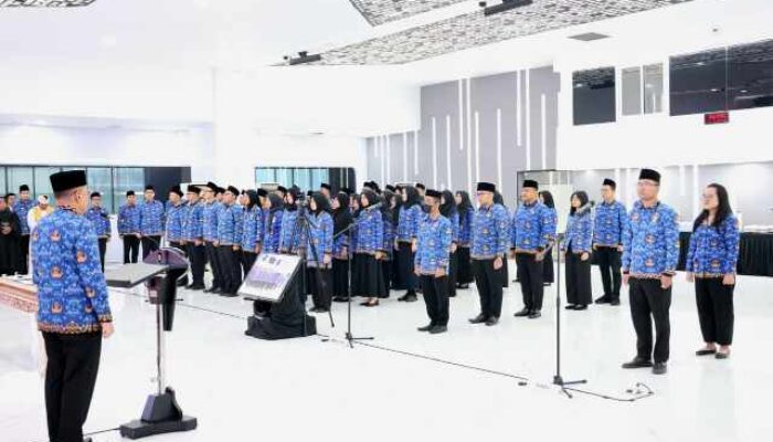 Ambil Sumpah/Janji 1.322 PNS Baru, Wamen Ossy: Awal Mulainya Tanggung Jawab ASN