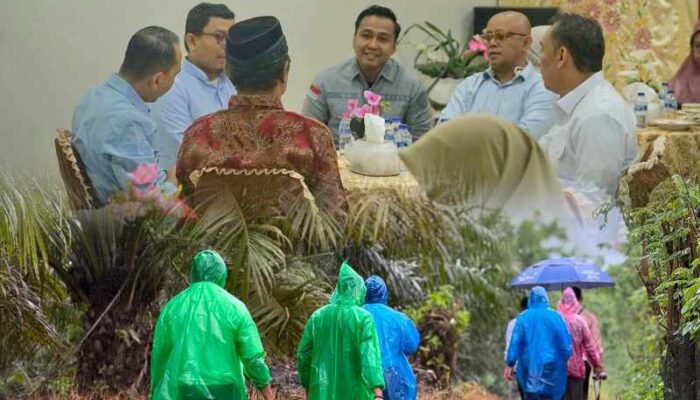 Kantor Pertanahan Kabupaten Agam Hadiri Peninjauan Lahan Eks HGU PT Inang Sari untuk Percepatan Pembangunan Hunian Tetap