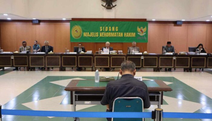Kerap Terima Suap dan Akali Perkara, Hakim Yustisial PN Jaksel Diberhentikan Tidak Hormat