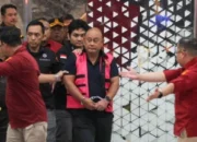 Dugaan Korupsi Program Makan Bergizi Gratis, Kejagung Tahan Mantan Kepala BGN Dadan Hindayana dkk