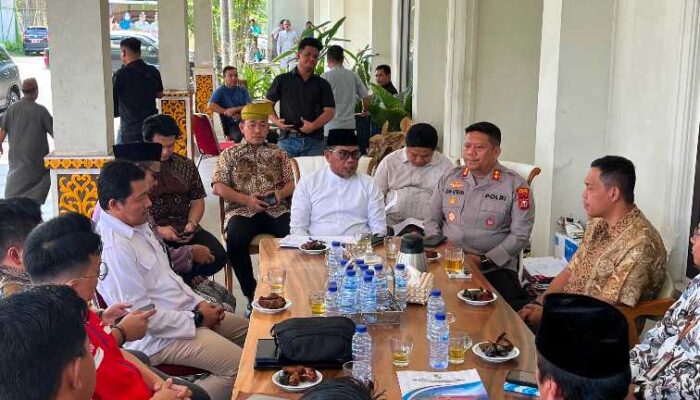 Atasi Kelangkaan BBM Kuala Kampar, Bupati Zukri Pimpin Rapat Bersama Forkopimda, BPH Migas, dan Pertamina