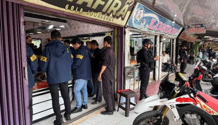 Pengembangan Kasus PETI, Polda Riau Sita Ratusan Gram Emas dari Toko Syafira