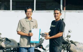 Pengelolaan Aset yang Transparan, Kantor Pertanahan Kabupaten Agam Serahkan BMN kepada Pemenang Lelang