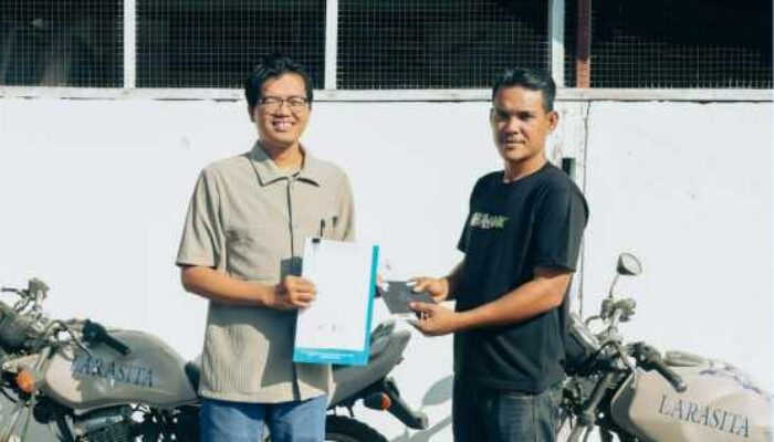 Pengelolaan Aset yang Transparan, Kantor Pertanahan Kabupaten Agam Serahkan BMN kepada Pemenang Lelang