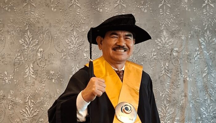 PENGGANTIAN KAPOLRI KOMPETENSI ABSOLUT PRESIDEN