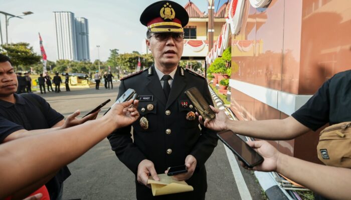Polda Jatim Kirim Bantuan Kemanusiaan ke NTT, Siapkan Dapur Lapangan hingga Tim Trauma Healing