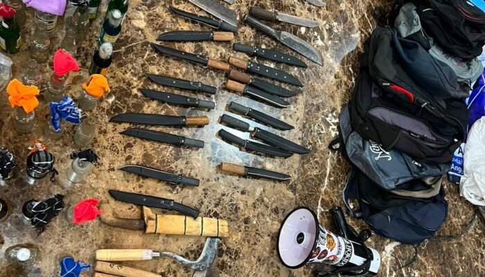 Polda Metro Jaya Cegah Potensi Gangguan, Puluhan Sajam dan Bahan Molotov Diamankan