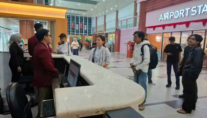 Erupsi Anak Krakatau, 5 Rute Penerbangan Bandara SSK II Pekanbaru Batal