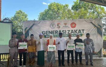 Dari Pelalawan ke Kairo: 8 Mahasiswa Terima Bantuan Pendidikan Baznas, 31 Generasi Muda Dapat Beasiswa