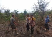 Polres Kaur Cek Titik Api Kebakaran Lahan Warga di Desa Wayhawang Kec. Maje