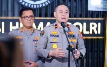 Perkuat Operasi SAR, Polri Evakuasi Dua Jenazah KM Virgo dengan Helikopter