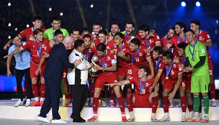 Indonesia Juara FIFA ASEAN Cup 2026: Prabowo dan Infantino Serahkan Trofi