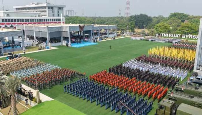 Hadiri HUT ke-81 TNI, Wamen Ossy: Perjalanan Panjang Pengabdian dalam Menjaga Kedaulatan Bangsa