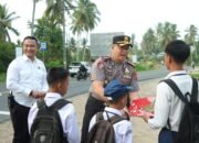 Polisi bersama masyarakat, Polisi peduli pendidikan, Kapolres Kaur dan Jajaran Hadir di Tengah Masyarakat Melalui Gaktur Pagi dan Police Goes to School